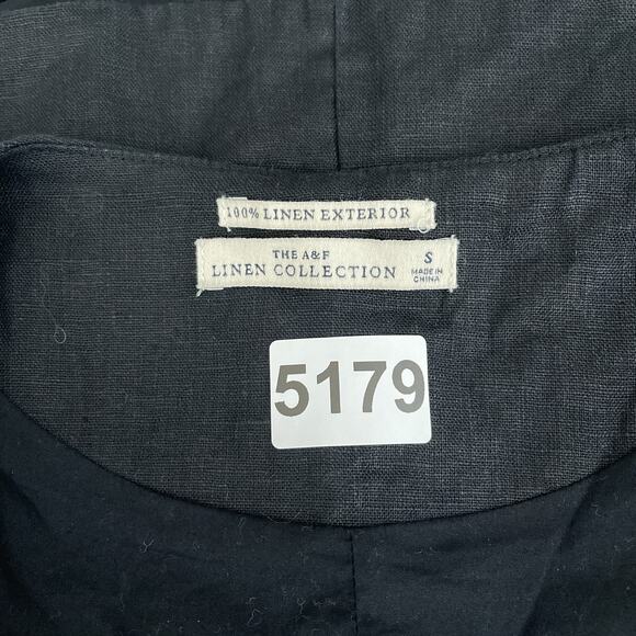 Abercrombie & Fitch Gray Button-Up Vest - Picture 7 of 10